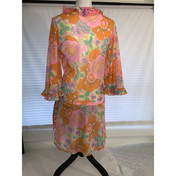 ROMANTIC RUFFLED ART DECO WING SLEEVE 1970s Vintage Dressing ROBE S / M - Picture 3 of 12